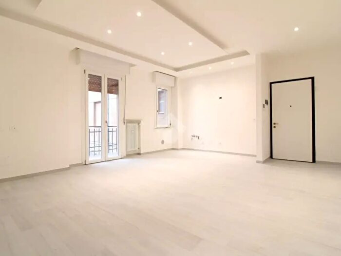 Appartamento quadrilocale in vendita in Via Monzambano, Sassuolo