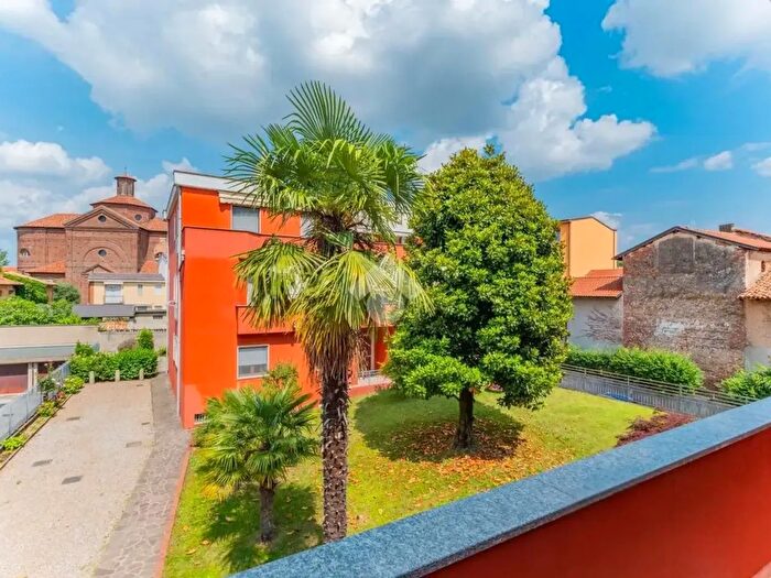 Appartamento quadrilocale in vendita in Via Villoresi, Vittuone