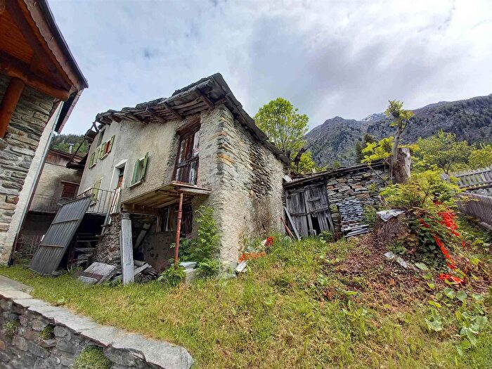 Case in Vendita e in Affitto - 3