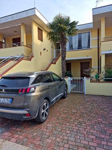 Appartamento trilocale in vendita in Viale Liberia, Comacchio