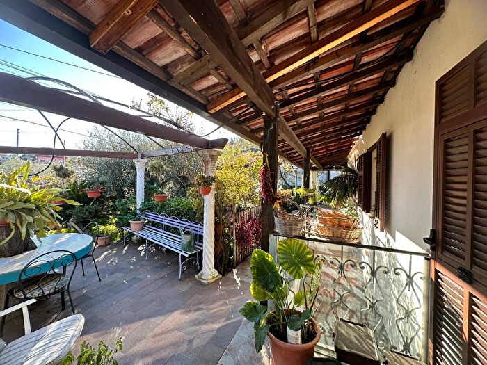 Casa quadrilocale in vendita in Strada Solaro Rapalin, Sanremo