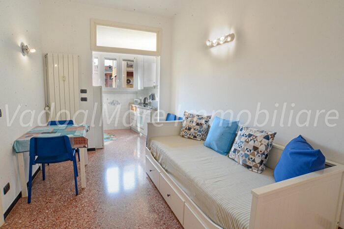 Appartamento bilocale in affitto in Via Carissimo E Crotti, Savona