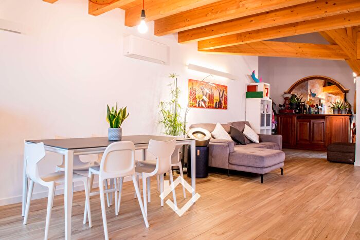 Appartamento trilocale in vendita in Varese