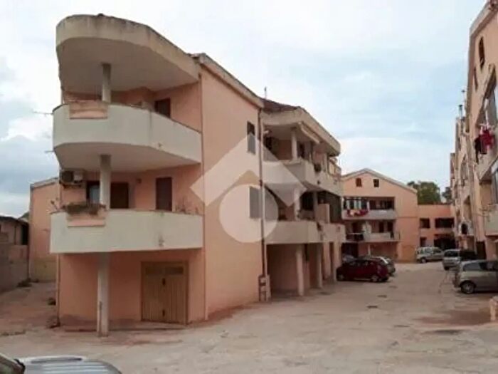 Appartamento trilocale in vendita in Via del Melo, Porto Torres