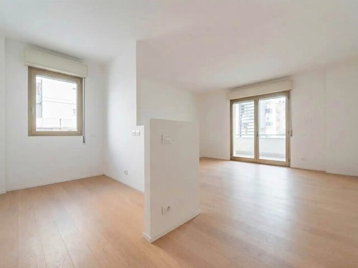 Appartamento trilocale in vendita in Viale Diaz, Cagliari