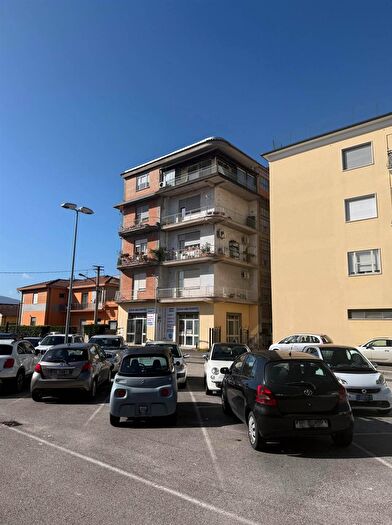 Appartamento con 5 locali in vendita in Via Boccaccio, Ceprano