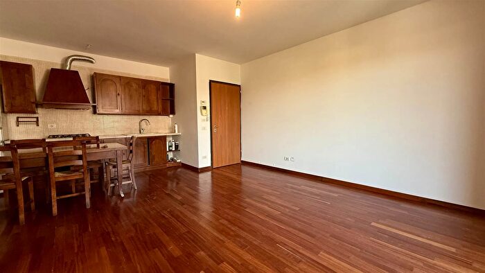 Appartamento quadrilocale in vendita in Via Pepe Salzano, Salzano