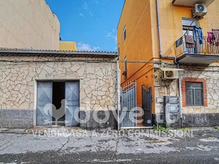 Casa quadrilocale in vendita in Via Porzio Scipione, Catania