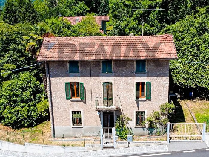 Casa con 5 locali in vendita in Via Sassonia, Ferrera Di Varese