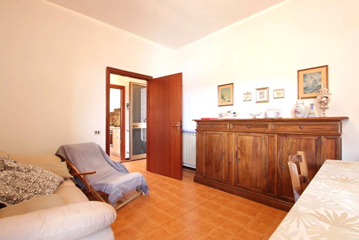 Appartamento quadrilocale in vendita in Via dellArco, Sovicille