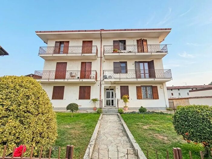 Appartamento quadrilocale in vendita in Via Giuseppe Garibaldi, Bosco Marengo