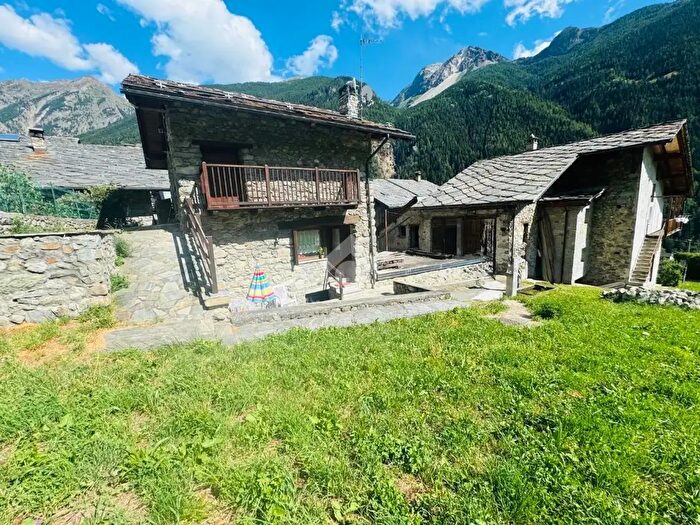 Appartamento bilocale in affitto in Via Semon, Valpelline