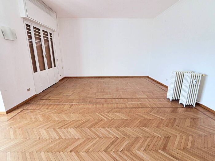 Appartamento trilocale in affitto in Via Giovanni Prati, Sempione, Milano