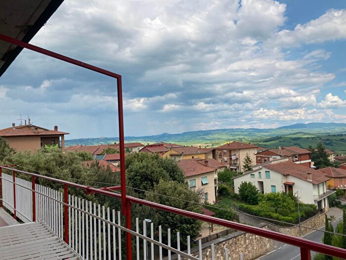 Appartamento con 7 locali in vendita in Via del Chiusone, San Quirico DOrcia