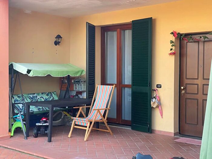 Appartamento quadrilocale in vendita in Sante Tani, Marciano Della Chiana