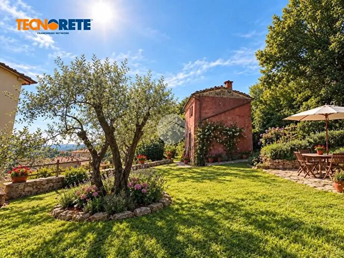 Casa trilocale in vendita in Via Oliveto, La Spezia