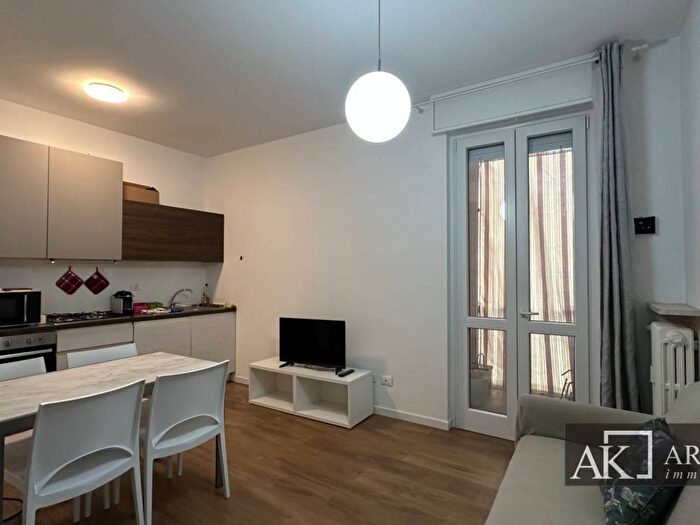 Appartamento trilocale in affitto in Corso della Vittoria, Sant'Andrea, Novara