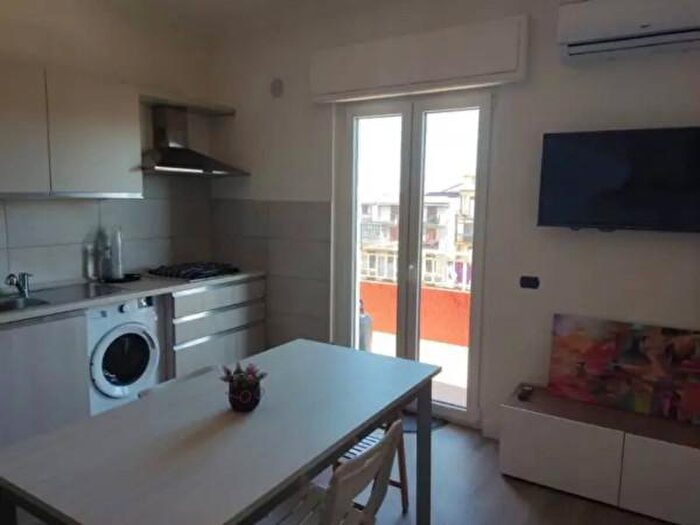 Appartamento bilocale in vendita in Strada Telegrafo Vecchio, Marina Di Gioiosa Ionica