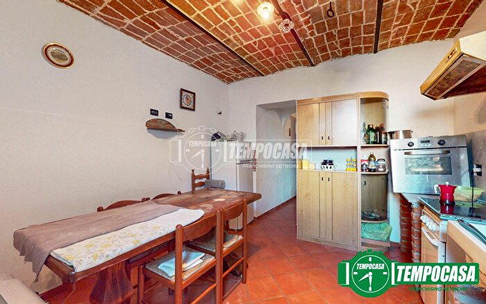 Casa con 5 locali in vendita in Bozzole