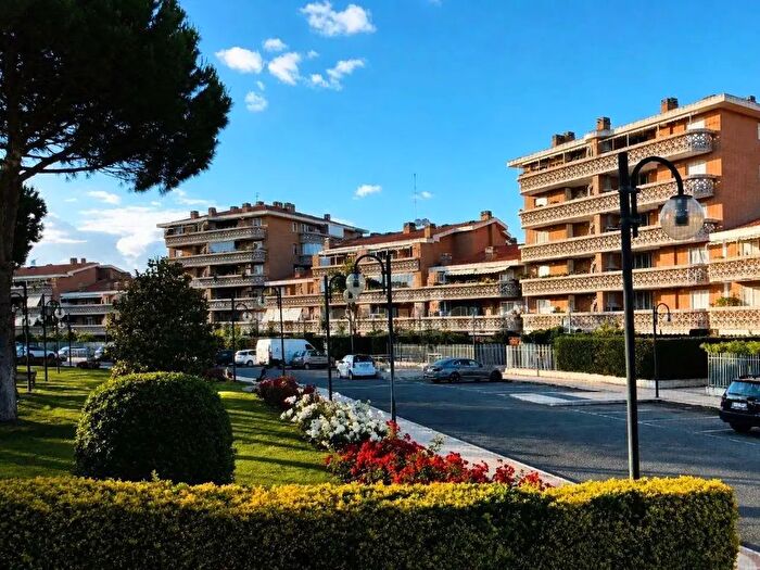 Appartamento trilocale in affitto in Via Giorgio Vicolo, Roma