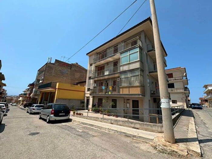 Appartamento con 5 locali in vendita in Santa Croce Camerina
