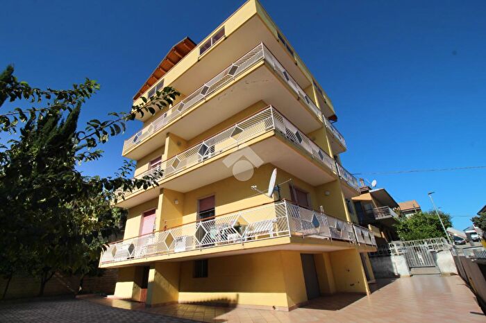 Appartamento trilocale in vendita in Via Adamello, Montesilvano