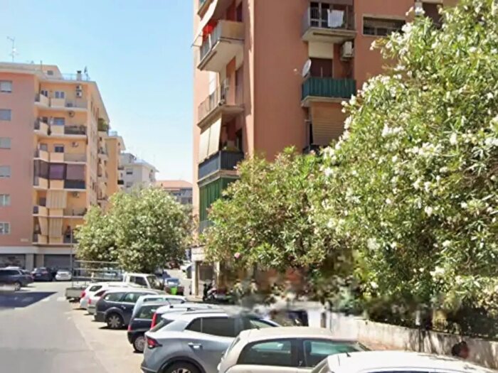Appartamento in vendita in Via Enrico Mazzoccolo, Roma