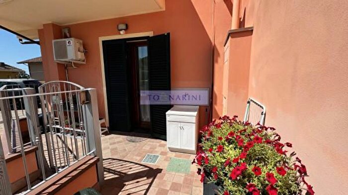 Appartamento trilocale in vendita in Via Luacchi, Larciano