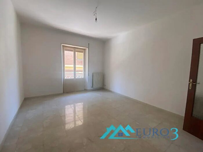 Appartamento con 5 locali in vendita in Via Luigi Merli, Ascoli Piceno