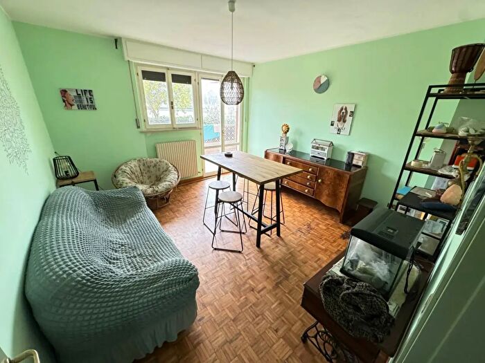 Appartamento con 5 locali in vendita in Via Gentile da Fabriano Snc, Pedaso