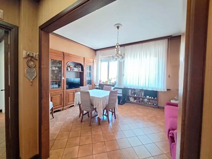Appartamento quadrilocale in vendita in Cascina