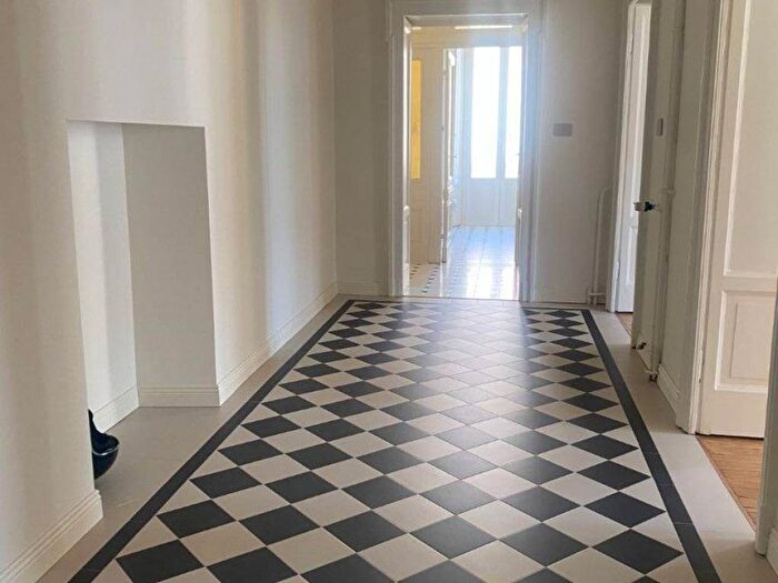 Appartamento con 6 locali in affitto in Via Gustavo Modena, Indipendenza, Milano