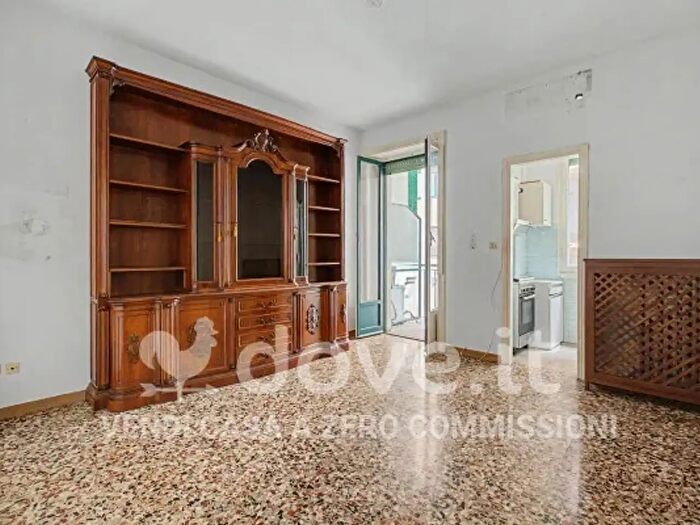 Appartamento bilocale in vendita in Via Cenisio, Milano