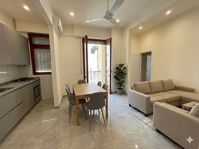 Appartamento trilocale in vendita in Firenze