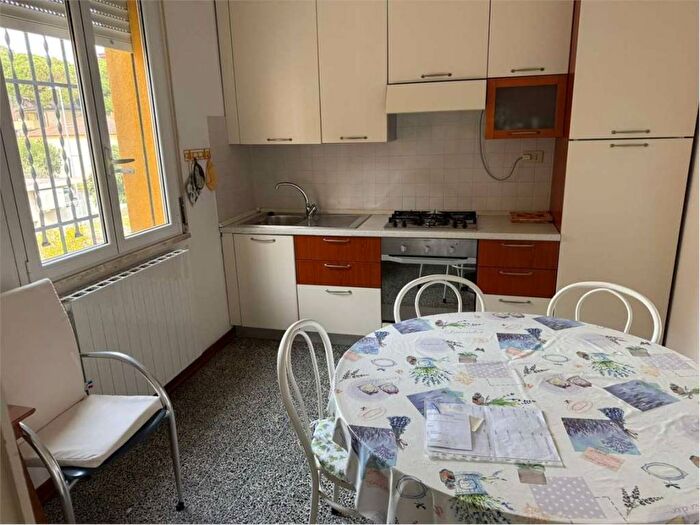 Appartamento trilocale in affitto in Viale Nettuno, Centro, Cervia