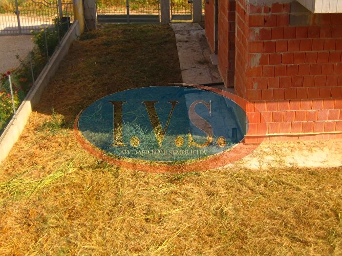 Casa quadrilocale in vendita in Via F Crispi, Barbarano Mossano