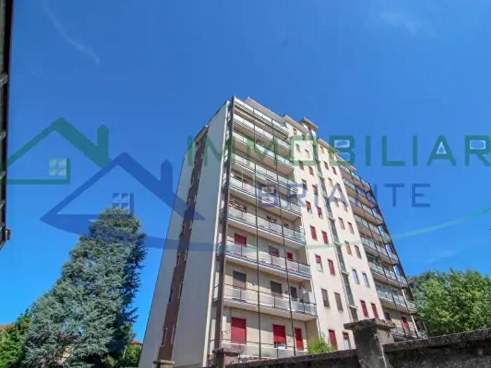 Appartamento trilocale in vendita in Viale Ugo Maspero, Somma Lombardo