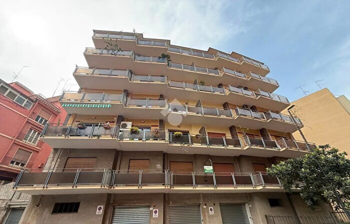 Appartamento trilocale in vendita in Via Santa Lucia, Reggio Calabria