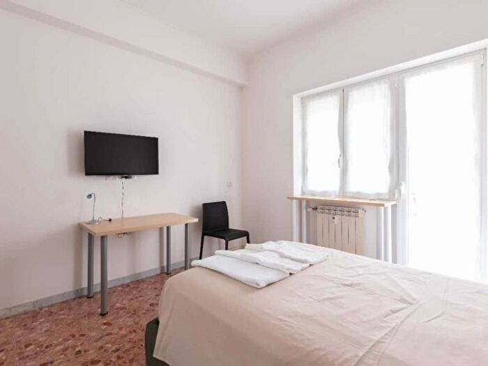 Appartamento trilocale in affitto in Piazza Lorenzo Lotto, Ardeatino Montagnola, Roma