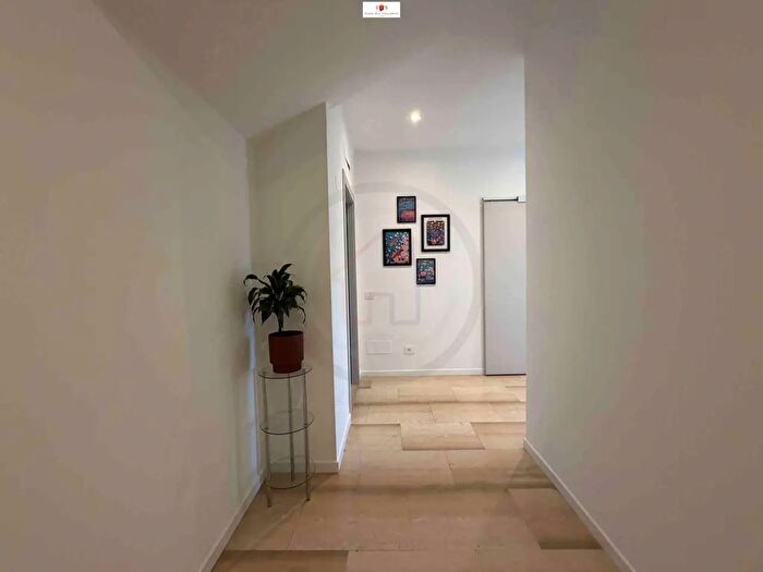 Appartamento bilocale in vendita in Viale Roosvelt, Como