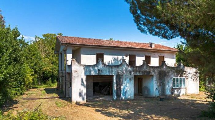 Appartamento quadrilocale in vendita in Via Speciano, Cave