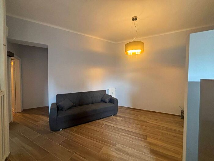 Appartamento trilocale in affitto in Via Podgora, Guastalla, Milano