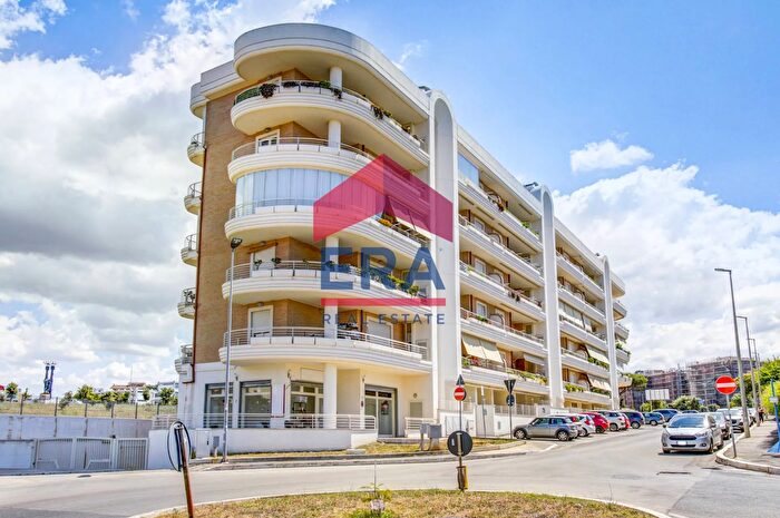 Appartamento bilocale in vendita in Via Augusto Imperatore, Pomezia