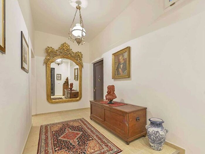 Appartamento quadrilocale in affitto in Via dei Pandolfini, Signoria Uffizi, Firenze