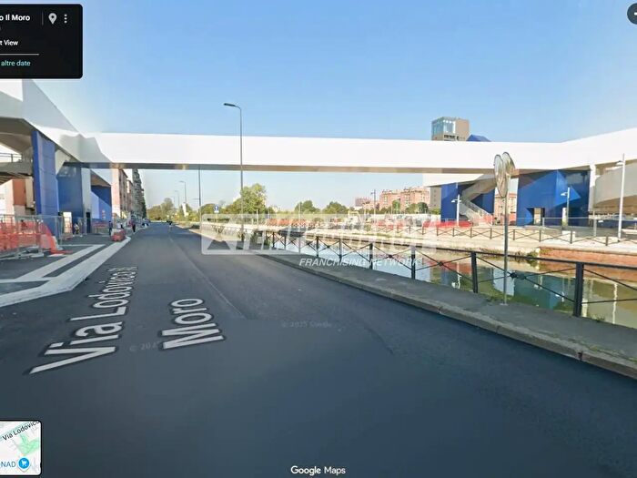 Appartamento bilocale in vendita in Via Lodovico Il Moro C, Milano