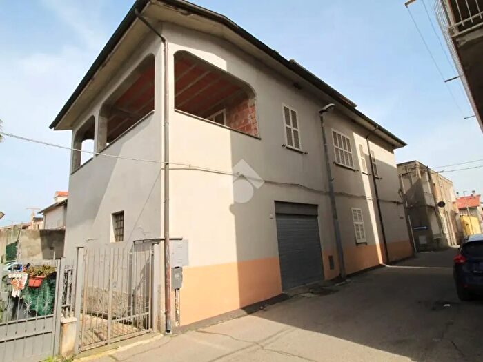 Appartamento con 5 locali in vendita in Via Piave, Canino