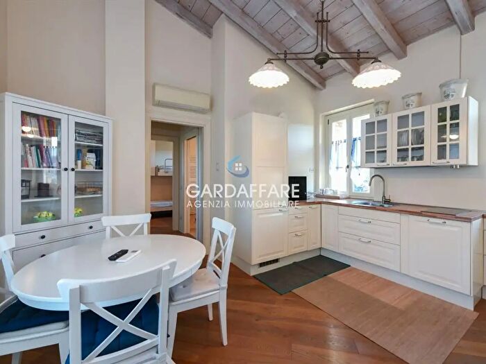 Appartamento trilocale in vendita in Località San Vigilio, Pozzolengo