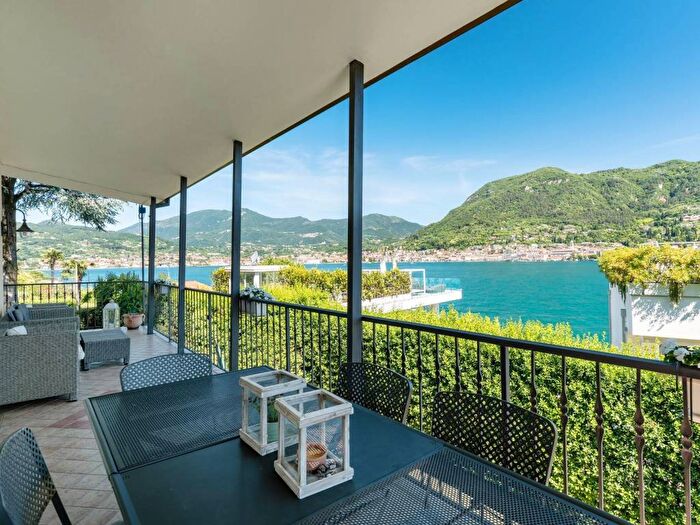 Casa con 6 locali in affitto in via magnolie, San Felice del Benaco