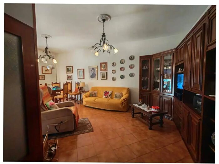 Appartamento quadrilocale in vendita in a dei Mille, Carrara