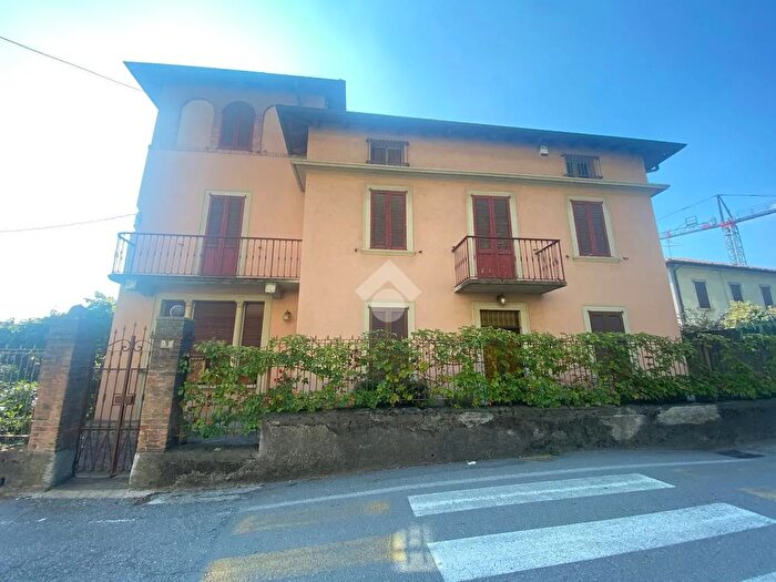 Casa con 5 locali in vendita in Via Roma, Paladina